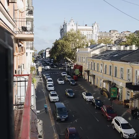 Apartment Great In The Center Of Odesa