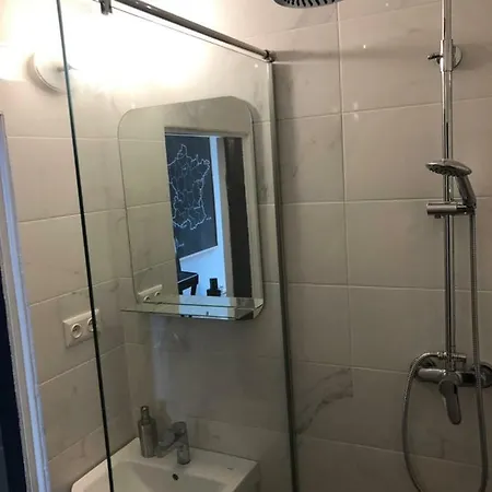 Great In The Center Of Διαμέρισμα *