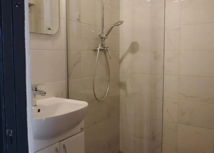 Great In The Center Of